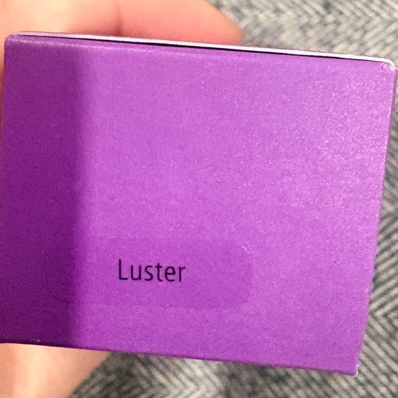 Chantecaille Liquid Lumiere Face and Cheek Iluminator | luster | 23ml | A4A - Picture 7 of 7